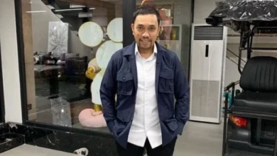 transformasi ahmad sahroni dari sederhana ke sukses