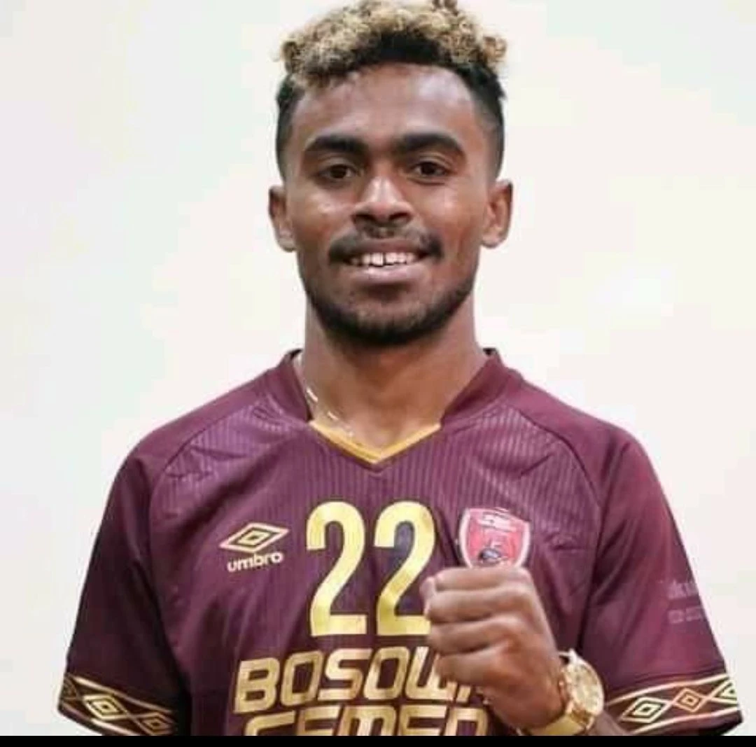 Profil Yakob Sayuri: Karir dan Prestasi Winger Muda Indonesia 1 profil yakob sayuri karir dan prestasi winger muda indonesia