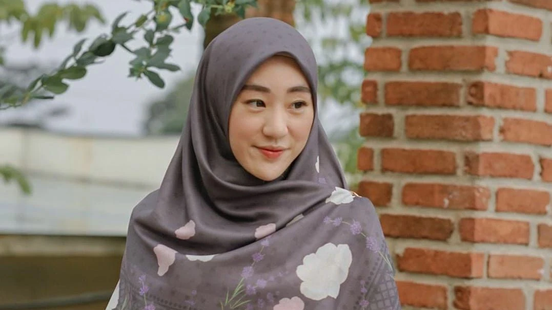 Biografi Larissa Chou: Transformasi Spiritual dan Karier Influencer 1 Biografi Larissa Chou: Transformasi Spiritual dan Karier Influencer