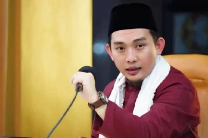 faq - Biografi Ustadz Hilmi Firdausi: Perjalanan Dakwah dan Inspirasi