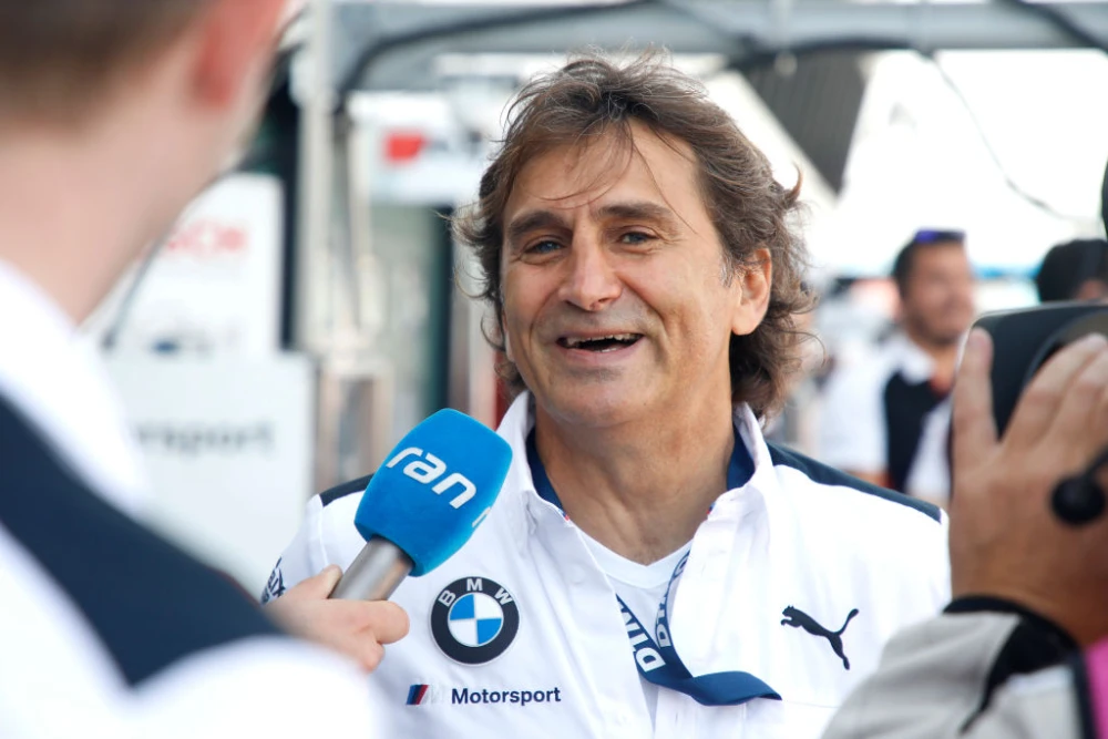 apa-warisan-yang-ditinggalkan-alex-zanardi - Biografi Alex Zanardi: Legenda Balap & Inovasi Kontrol Tangan